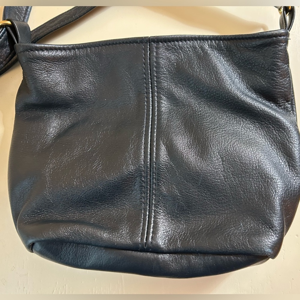 Blue Victoria Leather Co. crossbody/shoulder bag, made in USA - Picture 2 of 10